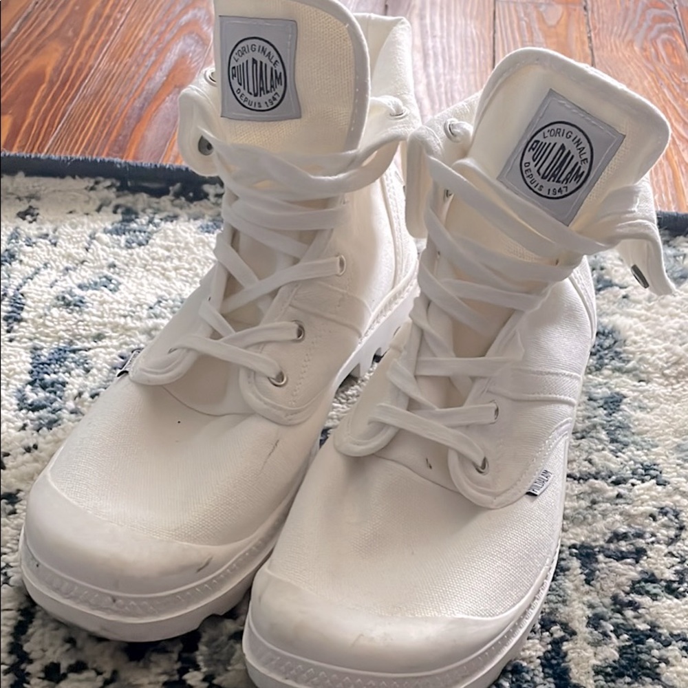 Palladium high tops size 44 (10/10.5)